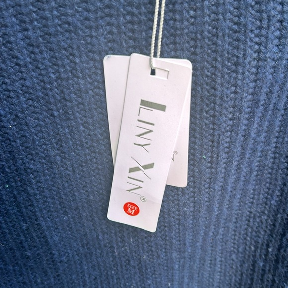 New Liny Xin woman’s sweater - Picture 7 of 7